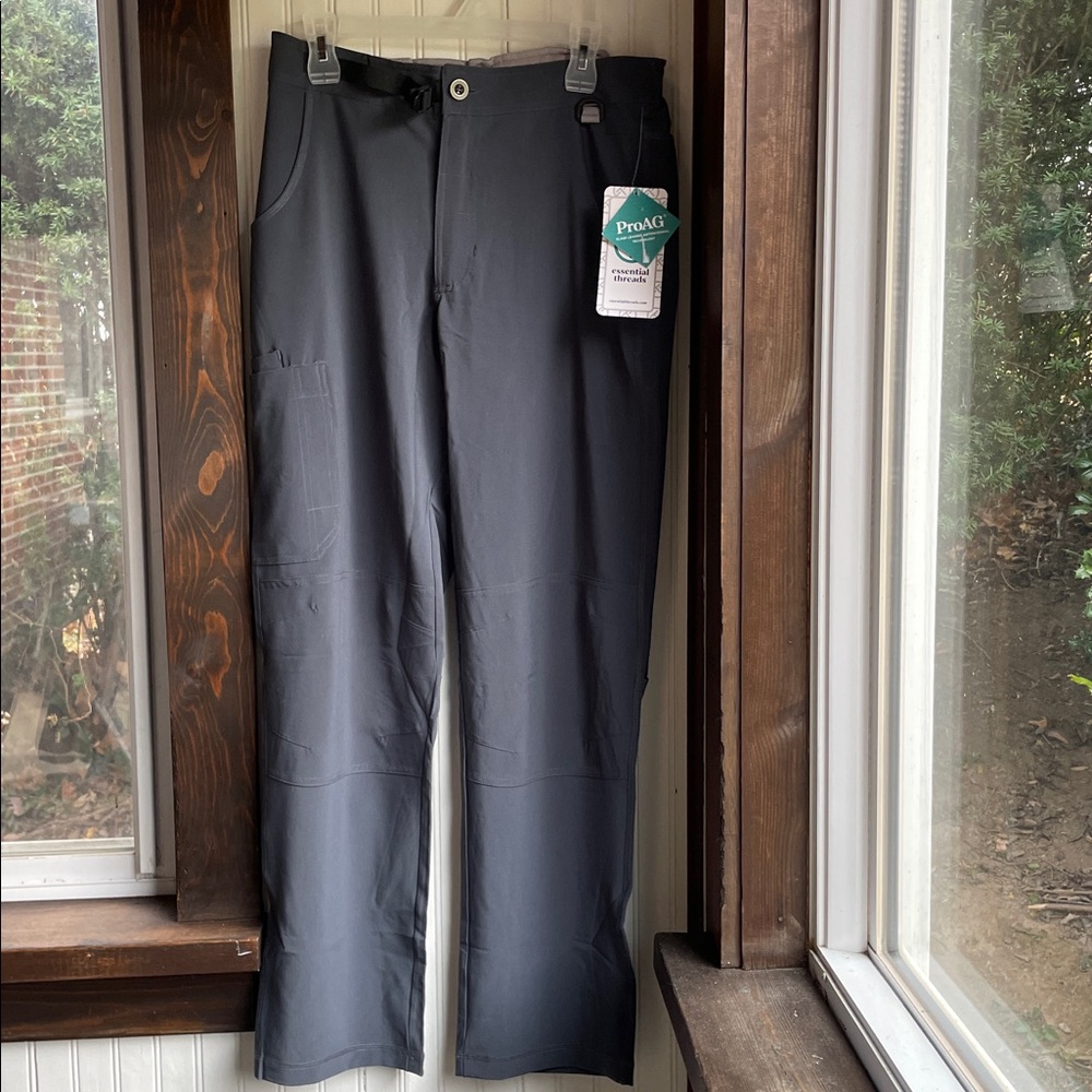 Men’s Essential Threads Gray Scrub Set with Pockets - Picture 5 of 7